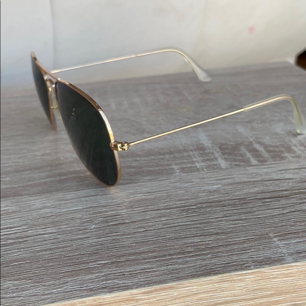 Ray-Ban Gold Frame Black Lens Aviator Sunglasses - Picture 8 of 11